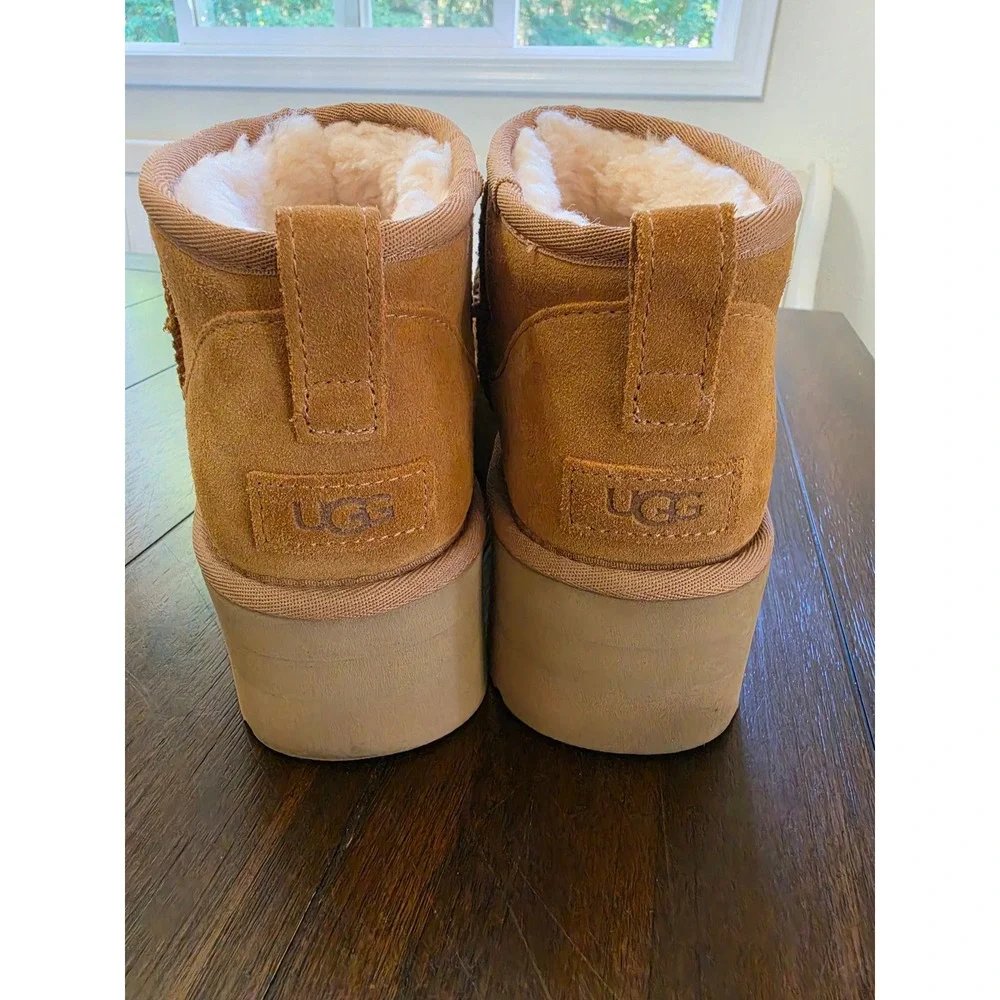 UGG Classic Ultra Mini Platform Boot Tan Suede Women's 11